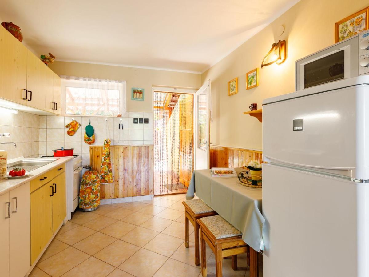 Holiday Home Jazmin By Interhome Balatonszarszo Esterno foto